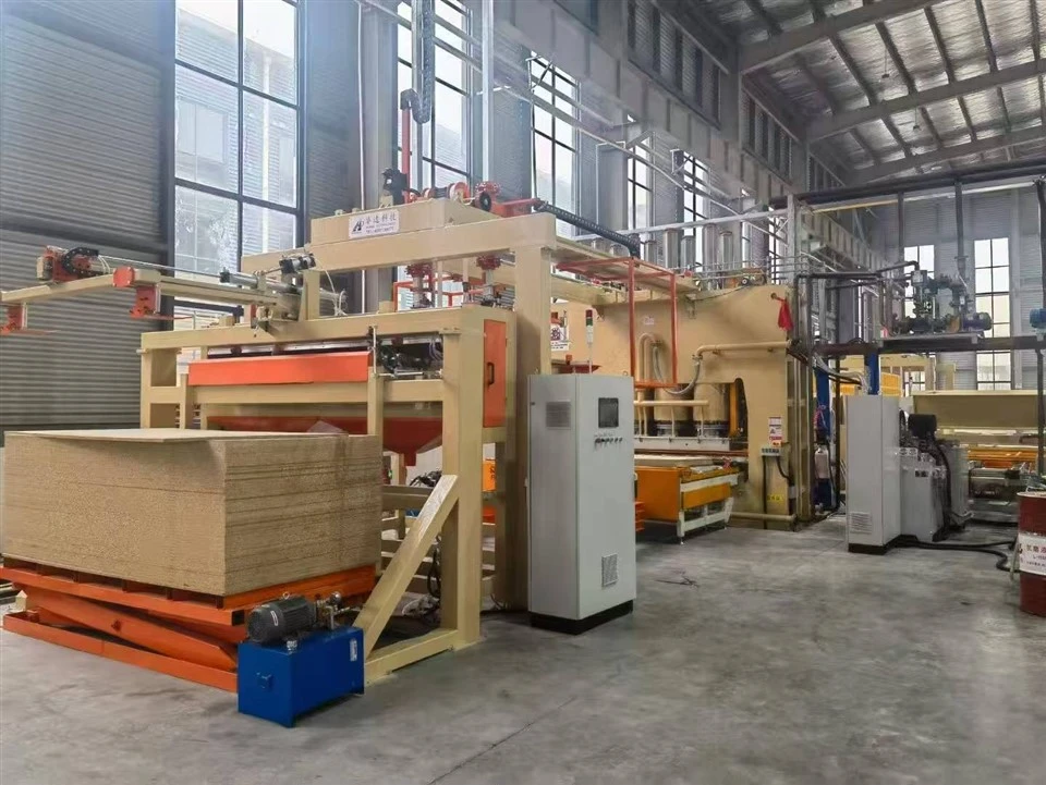 Short Cycle melamine laminating press line suppliers
